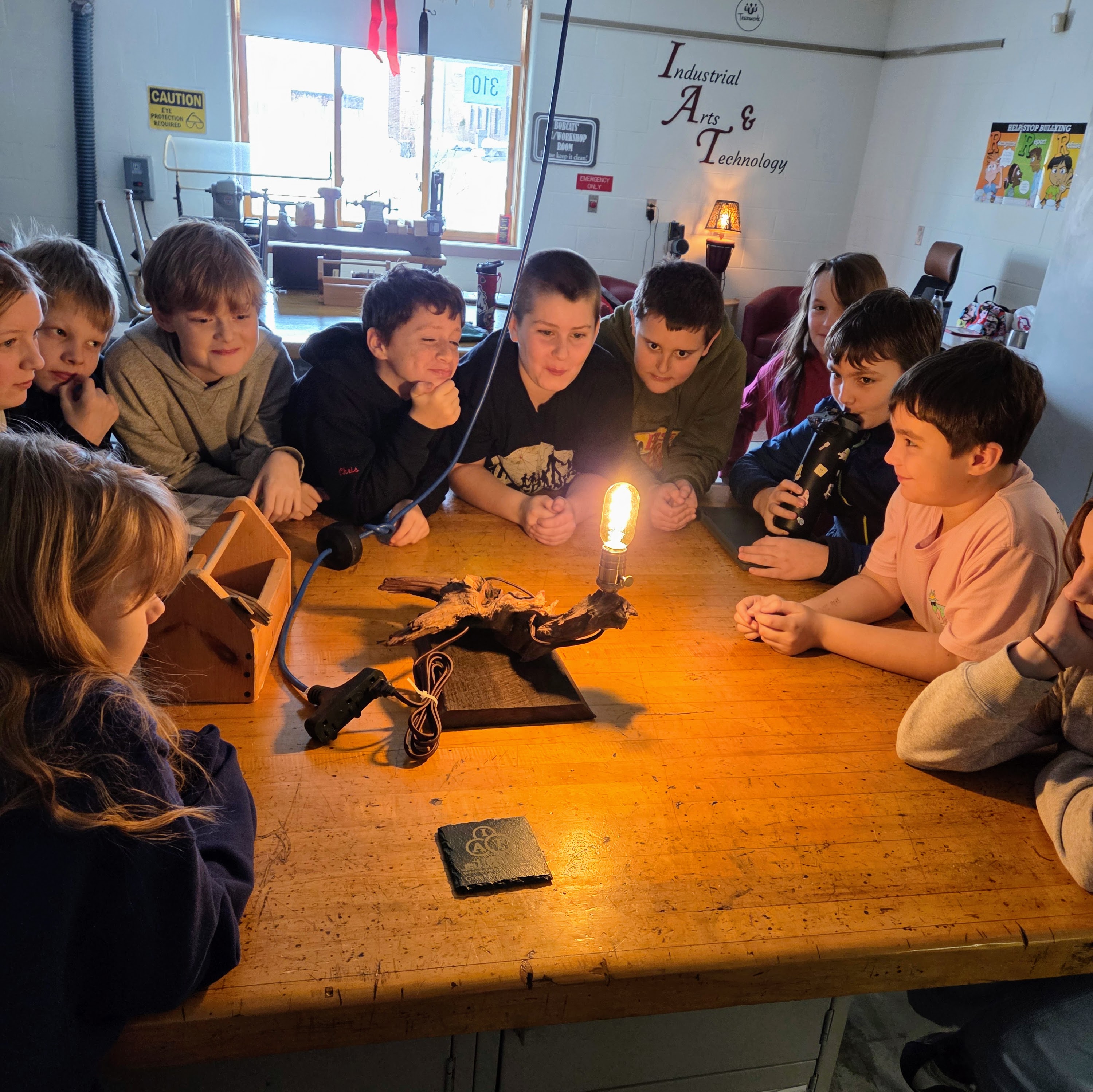 IAT Students Learn About Electricity